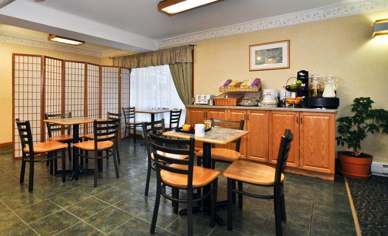 יארמות South West Mermaid Inn מסעדה תמונה